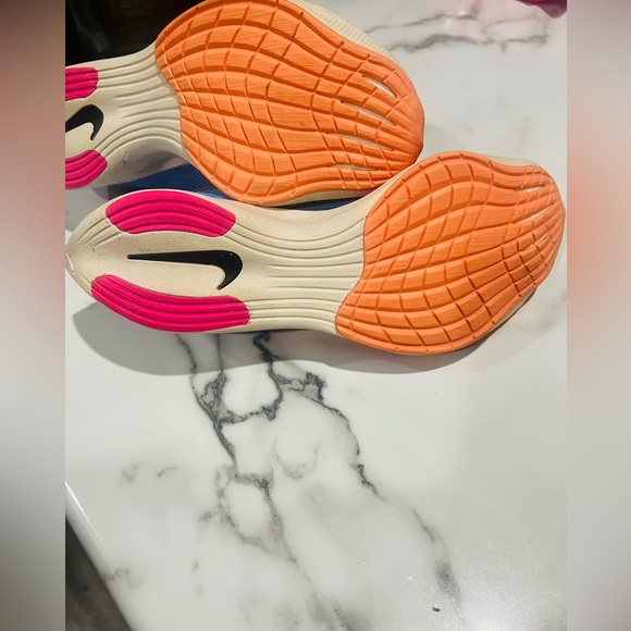 Nile ZoomX Vaporfly NEXT% 2. Worn once! - Picture 9 of 11